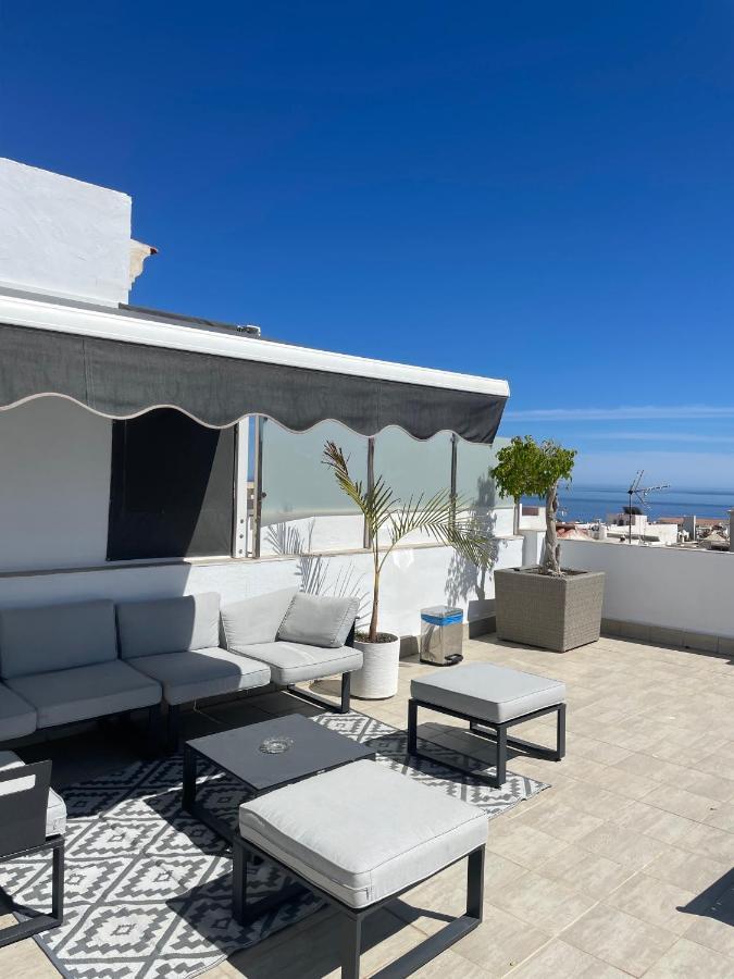 Abril Nerja Hotel Exterior photo