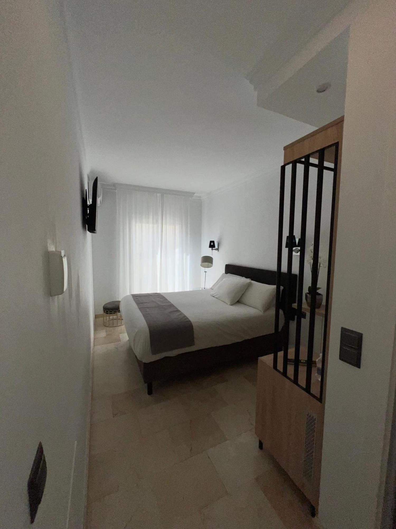 Abril Nerja Hotel Exterior photo